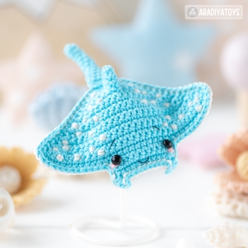 Manta Ray ('Mini Kingdom') amigurumi pattern by AradiyaToys