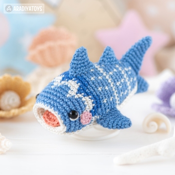 Whale Shark ('Mini Kingdom') amigurumi pattern by AradiyaToys