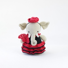 Spanish Dancer Outfit amigurumi pattern by Madelenon
