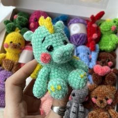 Dragon Out of the Box amigurumi by Nelly Handmade