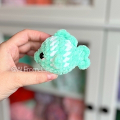 Squishy Fish (no-sew) amigurumi pattern by unknown