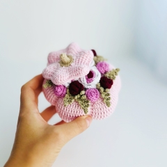 Floral pumpkins amigurumi pattern by Fluffy Tummy