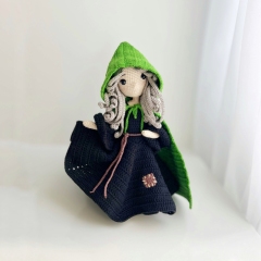 Spooky Witch amigurumi by Fluffy Tummy