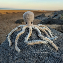 Gnocchi the Octopus amigurumi pattern by LittleEllies_Handmade