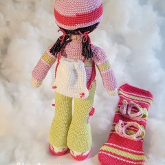 Doll Robin and Outfit Winter amigurumi pattern by Schipper Amigurumi