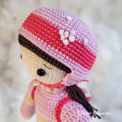 Doll Robin and Outfit Winter amigurumi by Schipper Amigurumi