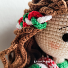 Outfit Holly for doll Robin amigurumi pattern by Schipper Amigurumi