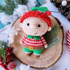 Charlie the Elf amigurumi pattern by apinchofcotton