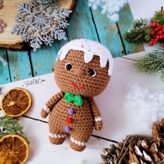 Mister Gingerbread amigurumi pattern by apinchofcotton