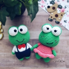 Mr & Mrs Frog amigurumi pattern by apinchofcotton