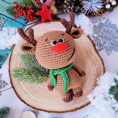 Spencer the Reindeer amigurumi by apinchofcotton