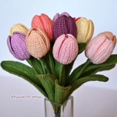 Tulips amigurumi pattern by apinchofcotton