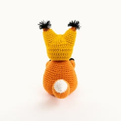 Hooded Fox amigurumi by The Loop Story