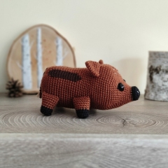 Autumn the Wild Boar amigurumi by Miss Cuddlington