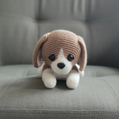 Buddy the Beagle amigurumi pattern by Miss Cuddlington