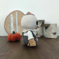 Patches the Scarecrow amigurumi pattern by Miss Cuddlington