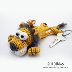 Lionello the Lying Lion Keychain amigurumi pattern by IlDikko