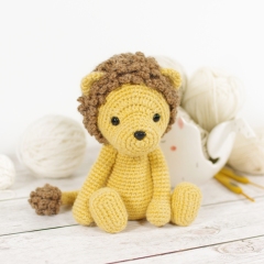 Frederick and Benjamin the Lions amigurumi pattern by Kristi Tullus