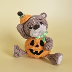 Boo the Pumpkin Bear