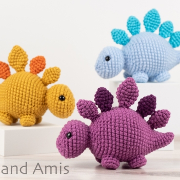 Sammy the Stegosaurus  amigurumi pattern