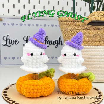 Halloween Flying Ghost amigurumi pattern by TANATIcrochet