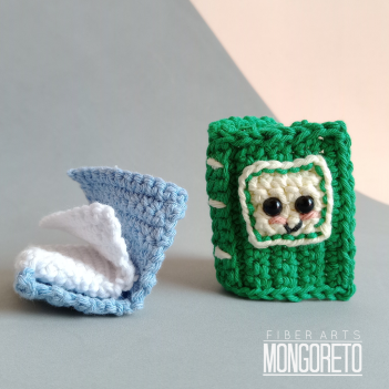 BOOK amigurumi pattern by Mongoreto