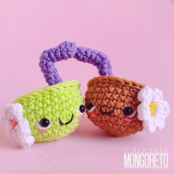 COCONUT MILK amigurumi pattern by Mongoreto