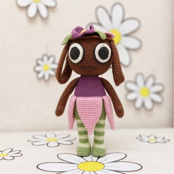 Bassie Bloomington amigurumi pattern by Iryna Zubova