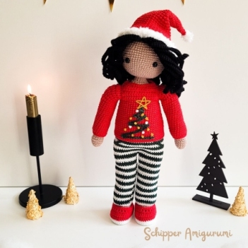 Doll Robin and Outfit Jingle amigurumi pattern by Schipper Amigurumi