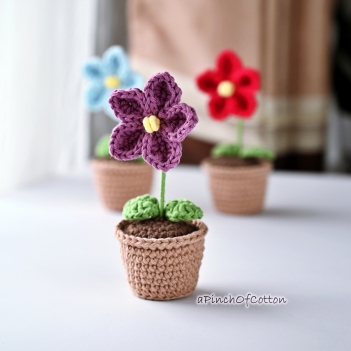 Violet in a pot  amigurumi pattern by apinchofcotton