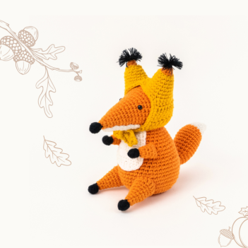 Hooded Fox amigurumi pattern by The Loop Story