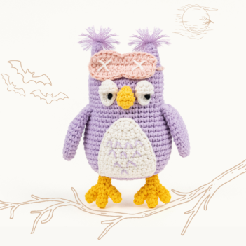 Sleepy Owl amigurumi pattern by The Loop Story
