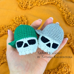 Skull in a cap amigurumi pattern by TANATIcrochet