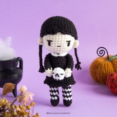 Spooky Girl amigurumi pattern by Lemon Yarn Creations