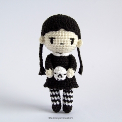 Spooky Girl amigurumi pattern by Lemon Yarn Creations