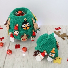 Christmas Tree amigurumi pattern by Smiley Crochet Things