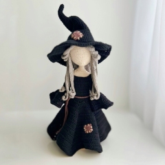 Spooky witch outfit amigurumi pattern by Fluffy Tummy