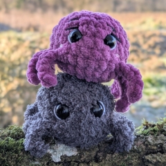 Soey the spider amigurumi pattern by Gutherz Design