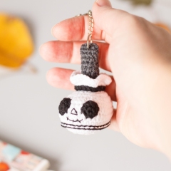 Halloween Skeleton Boot Keychain amigurumi by Planet Piu