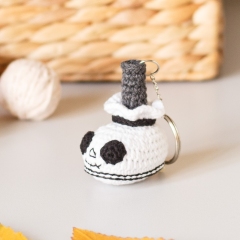 Halloween Skeleton Boot Keychain amigurumi pattern by Planet Piu