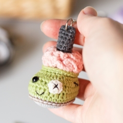 Halloween Zombie Boot Kaychain amigurumi by Planet Piu
