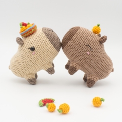 SET of two Capybaras with a bathtub amigurumi by Planet Piu