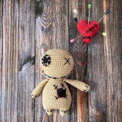 Voodoo Heart amigurumi pattern by Amigurumi Boy