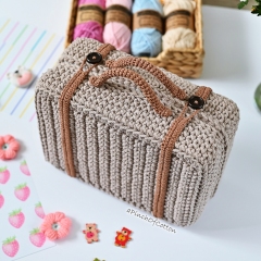 Bear in a suitcase amigurumi pattern by apinchofcotton