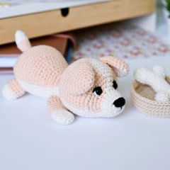 Corgi in a Doghouse amigurumi pattern by apinchofcotton