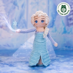Elsa mini doll amigurumi by Co Tam Crafts