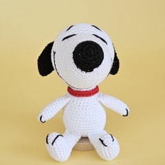 Dog Spiky - the happy little beagle amigurumi pattern by SaphirhaseDesign