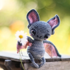 Bat Batty amigurumi pattern by Loopy Pattern