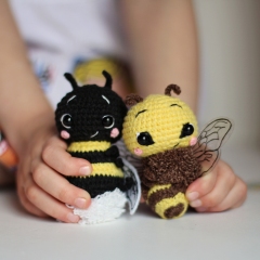 Bee Bombita & Bumblbee Bombus amigurumi by Loopy Pattern
