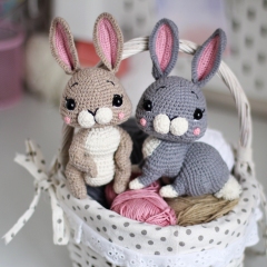 Bunnies Vicky and Jerome amigurumi by Loopy Pattern